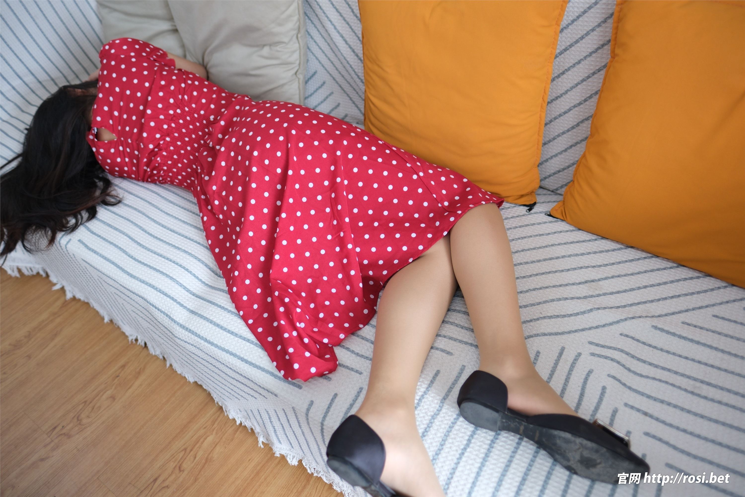 ROSI写真 2024.09.11 NO.4664